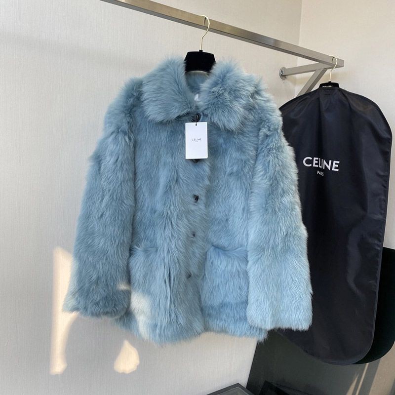 日本未入荷 セリーヌ ヤギカシミヤボレロ-テラコッタ コピー カシミヤヤギのボレロ Cel78470通販