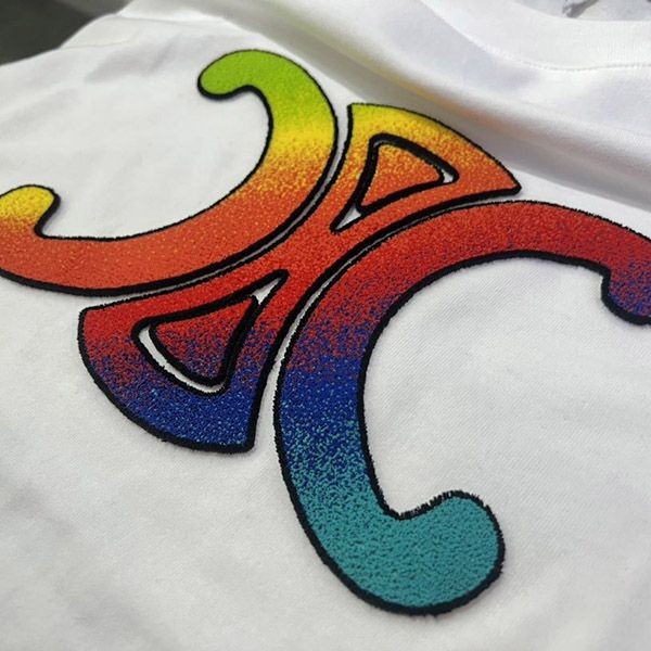 セリーヌ トリオンフ ロゴ オーバーサイズ Tシャツ ホワイト Cen62027最高級