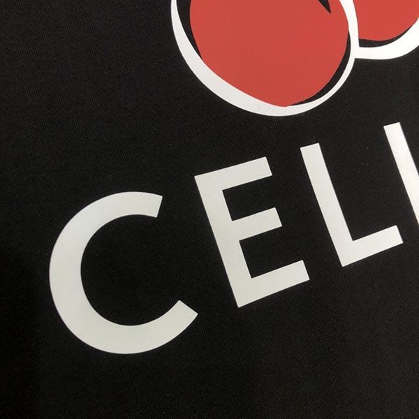目を惹くカラー セリーヌ ロゴ コットンTシャツ コピー Cev47660人気