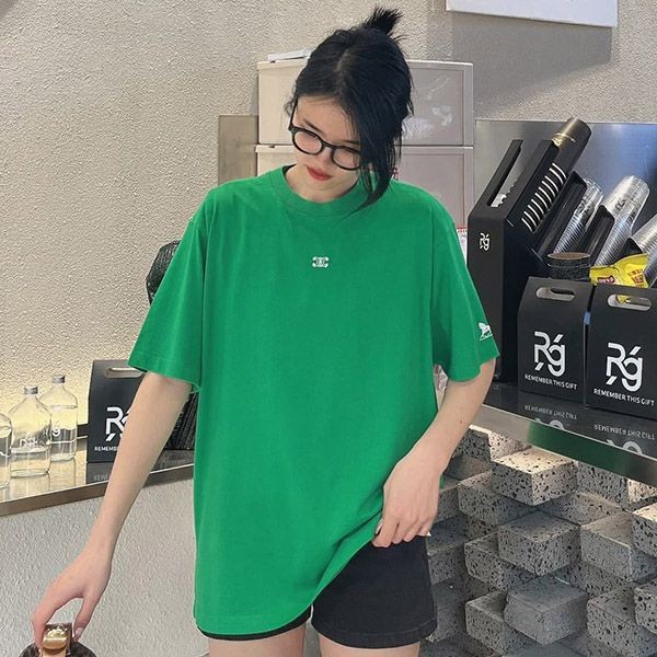 《大人気》セリーヌ トリオンフ ロゴ Tシャツ / コットンジャージー グリーン Cew15886代引きを販売