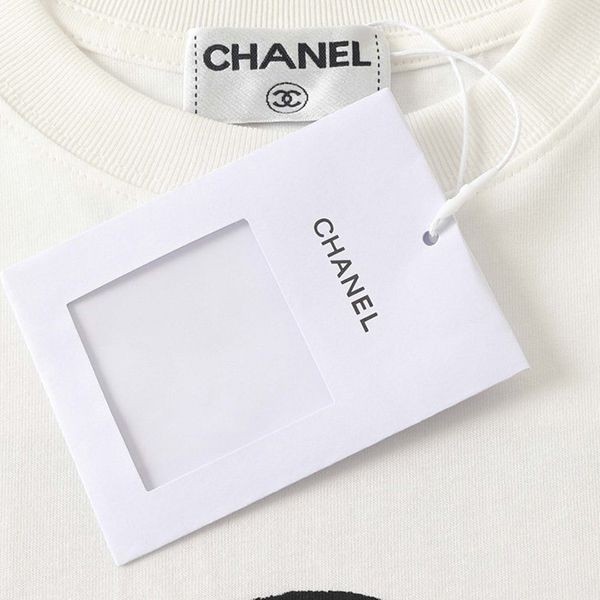 肌触り最高な シャネル Tシャツ コピー baw01491N級品