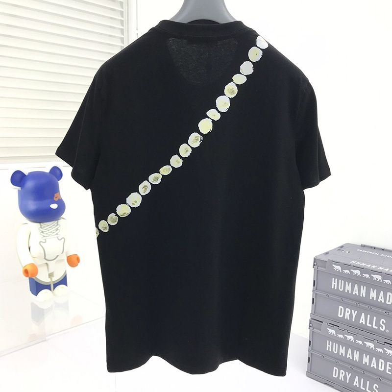 ★日本!!人気！シャネル Tシャツ 偽物 プリント プレタ クルーズ shb89390通販