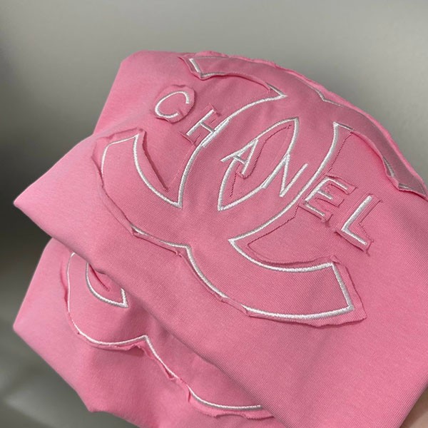 シャネルブランド ccロゴ Tシャツ 半袖 コピー she54243高い品質