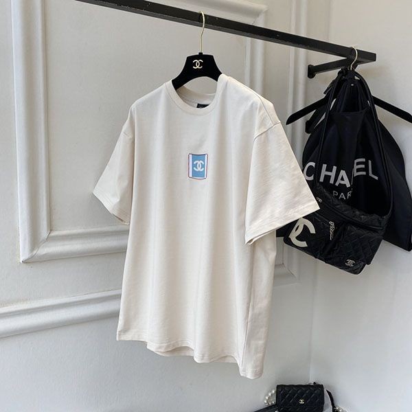 目を惹くカラー シャネル Tシャツ スーパーコピー モノグラム プリンテッド shh98662激安送料無料