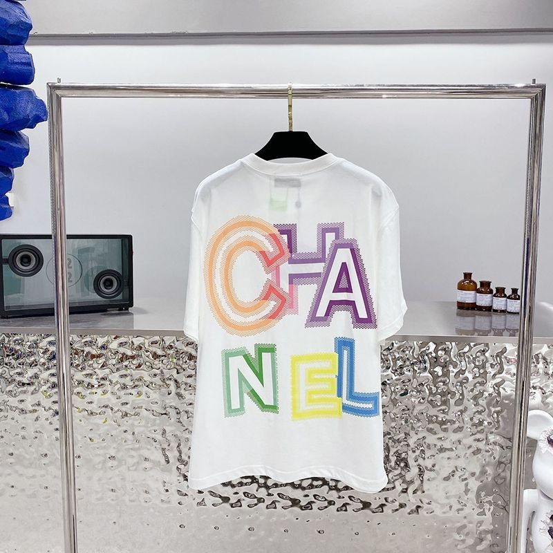 ☆超人気☆シャネル Tシャツ コピー プリント プレタ クルーズ 新作 半袖 2色 shn42675激安送料無料