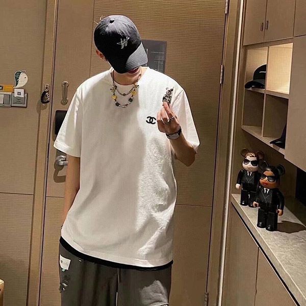 ☆超人気☆シャネル Tシャツ コピー プリント プレタ クルーズ 新作 半袖 2色 shn42675代引きを販売