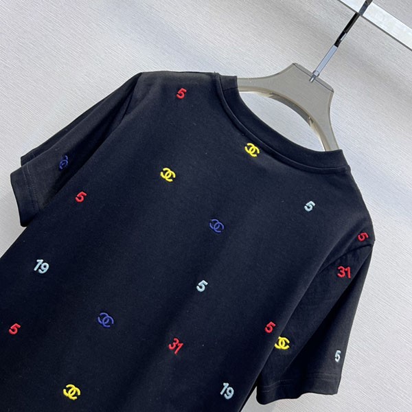 【カラフルロゴがおしゃれ】シャネル トップス 半袖 コピー shs33637最高級