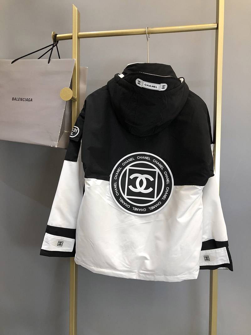 21AW 上品♪シャネル フード付 ダウンジャケット shu12488通販