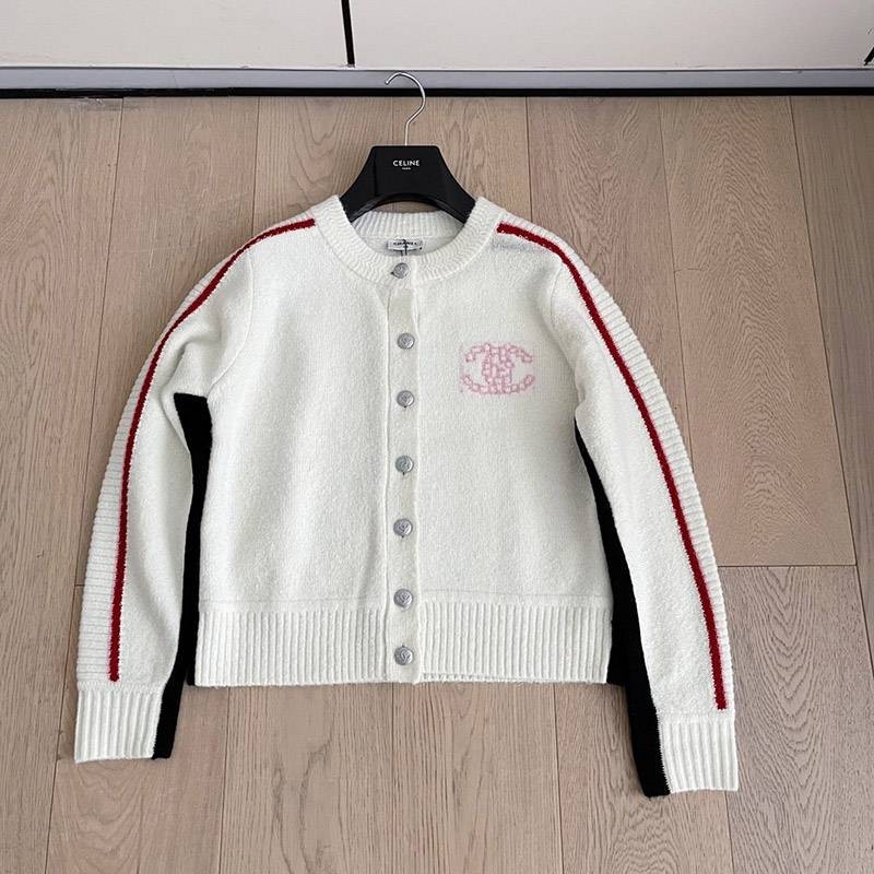 欲しい♡超限定♪《21AW》シャネル カーディガン コピーボタン COCO ロゴ shw14048N級品