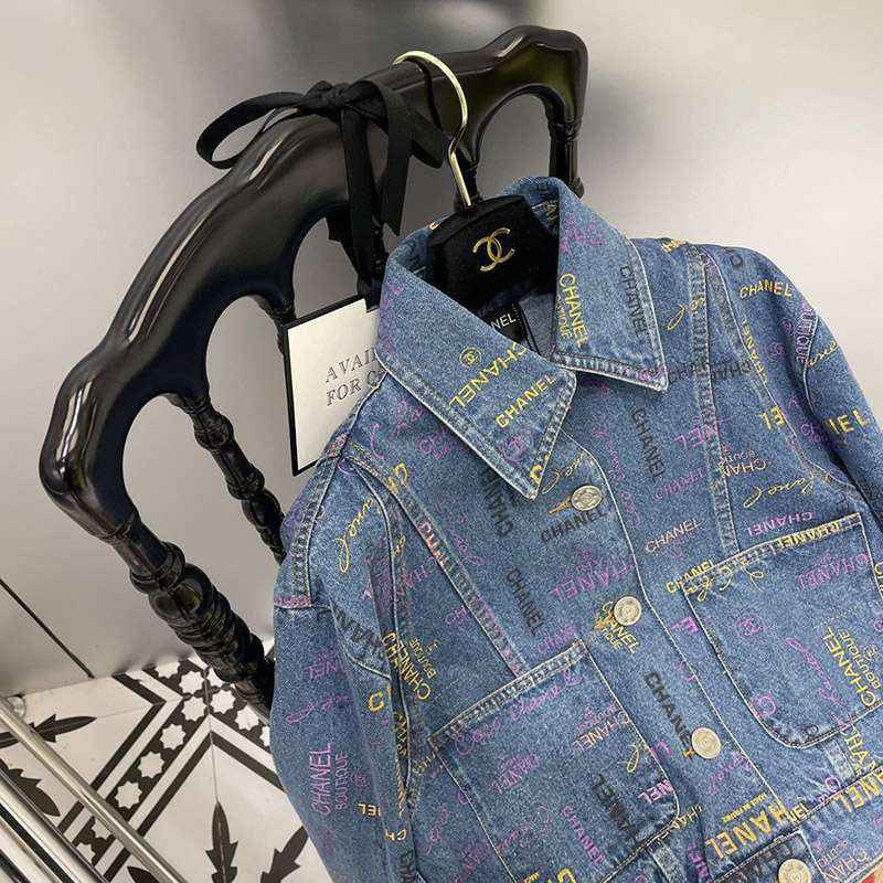 日本未入荷シャネル プリント デニム ジャケット コピー shx62606