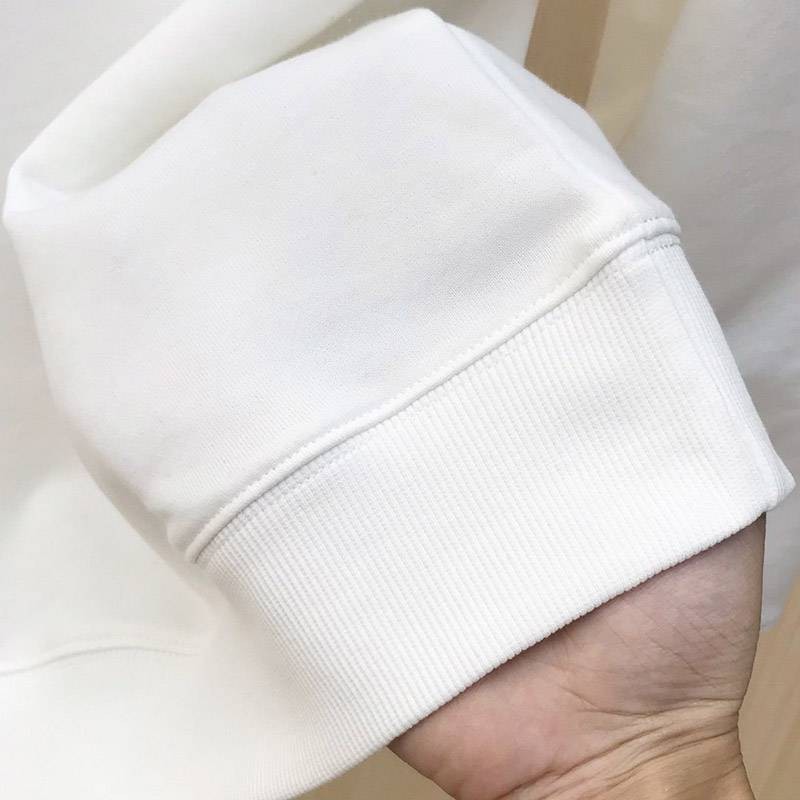 定番人気 クロムハーツ CH ロングTシャツ スーパーコピー2色 Kue02359代引きを販売