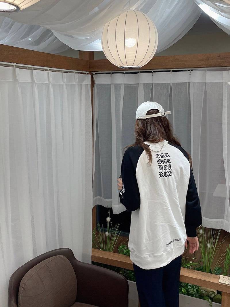 欲しい♡超限定♪クロムハーツ ロングＴシャツ コピー ホースシュー&スター ブラック Kum61331人気