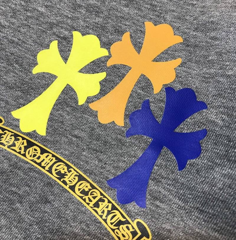 世界中で大人気♪クロムハーツ ロングTシャツ コピー グリーンセメタリークロス 2色 Kuo22198人気