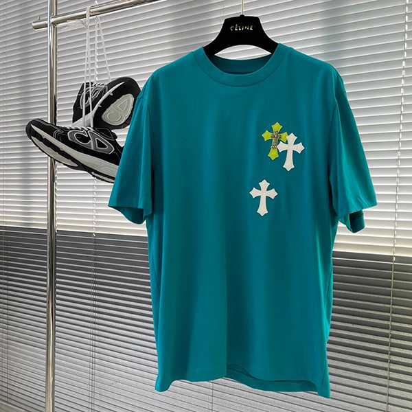 入手困難 クロムハーツ セメタリークロス 偽物♪ロゴTシャツ Kur64131