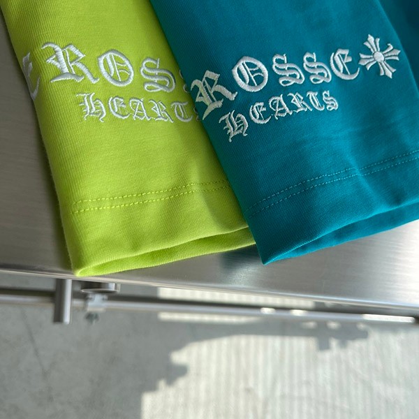 入手困難 クロムハーツ セメタリークロス 偽物♪ロゴTシャツ Kur64131品質保証