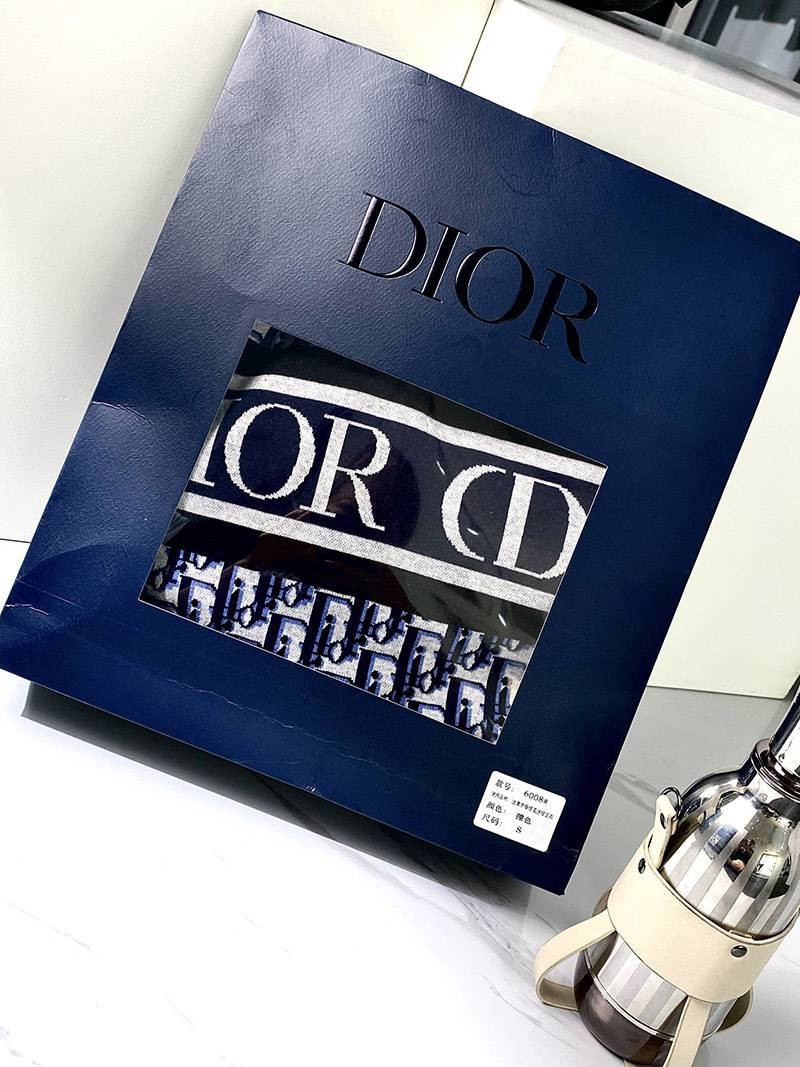 ☆超人気☆ディオール Oblique カシミア リバーシブル パーカー コピー deg43093品質保証