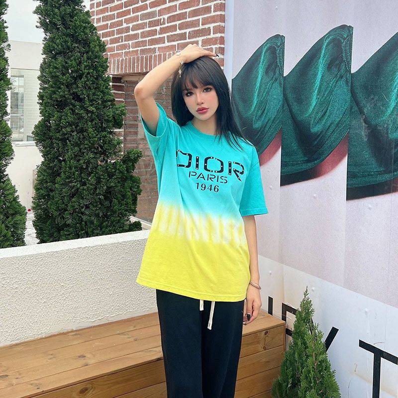 人気急上昇ディオール コピー グラデーション ロゴ コットン Tシャツ dek47597最高級