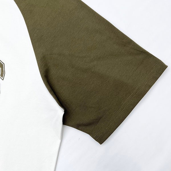 注目★ディオール ティアーズ 偽物 47ロゴ プリント Tシャツ der57935最高級
