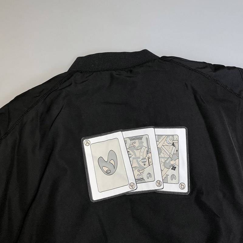 大人気!ディオール 偽物ロゴブラックナイロンジップボンバージャケット deu05685代引きを販売
