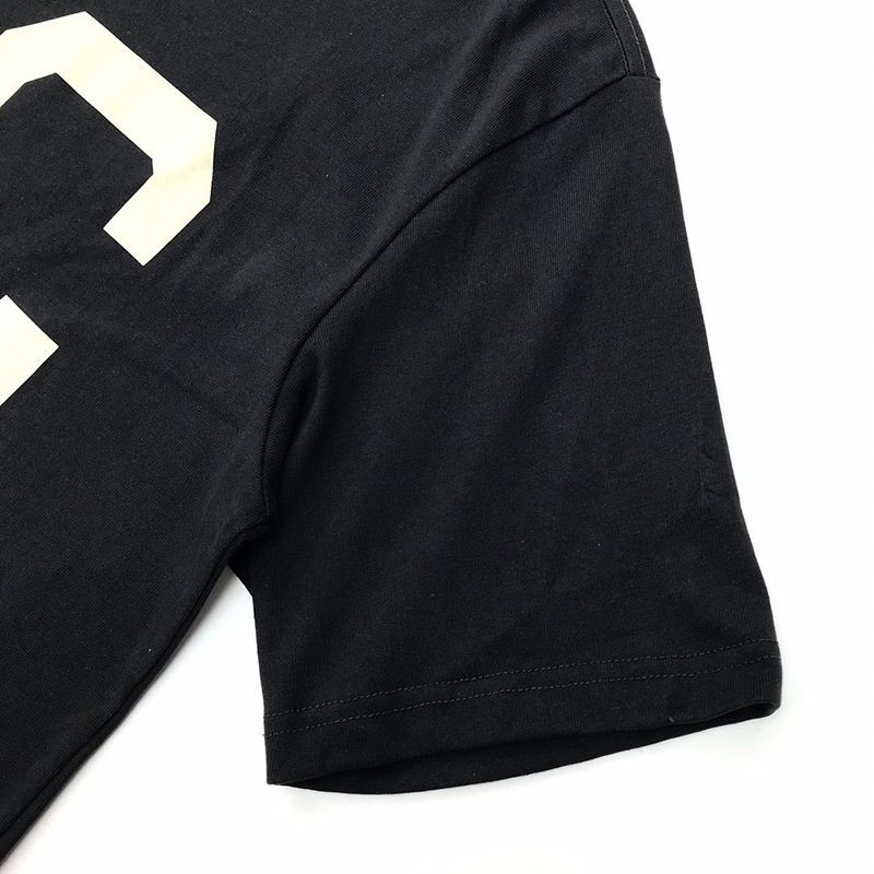 最安値挑戦Fear of God【エッセンシャルズ スーパーコピー】キッズ半袖ロゴ入りＴシャツ fet31105高い品質