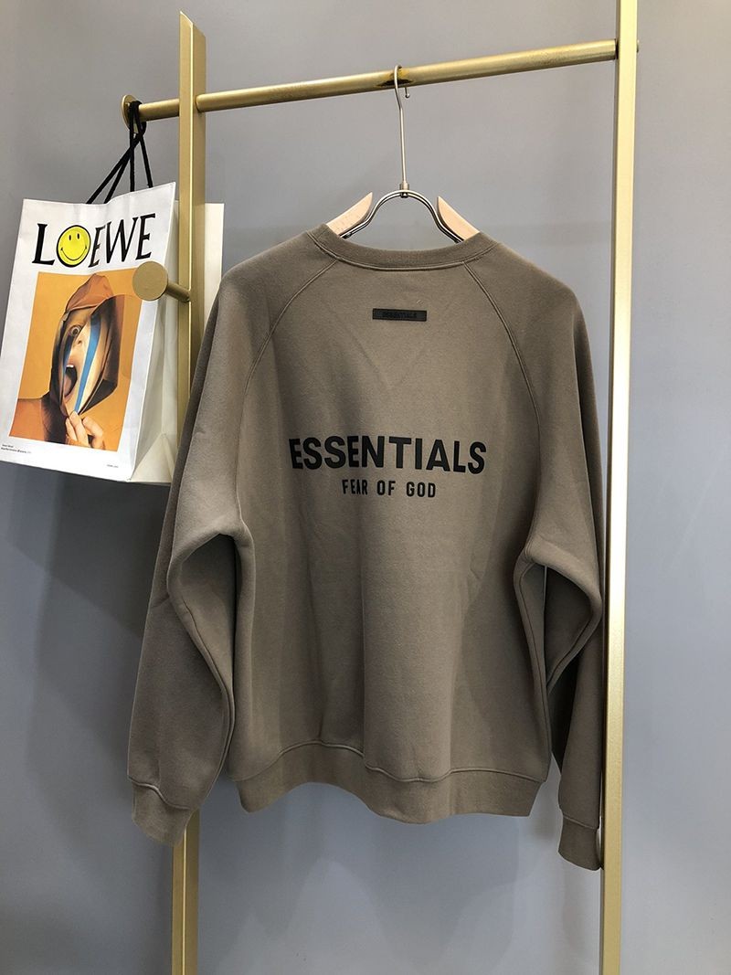 人気急上昇フィアオブゴッド ESSENTIALS コピー スウェット 2色 fik49587高い品質
