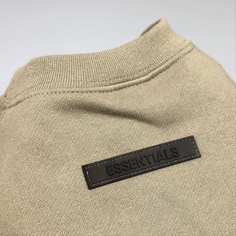 人気急上昇フィアオブゴッド ESSENTIALS コピー スウェット 2色 fik49587代引きを販売