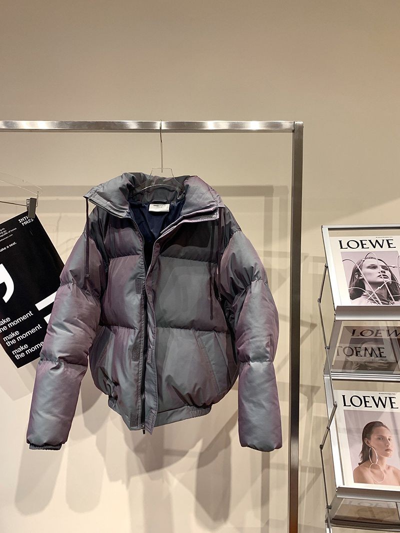 ★日本!!人気！フィアオブゴッド ESSENTIALS 偽物 レーザ ダウンジャケット fit77959高い品質