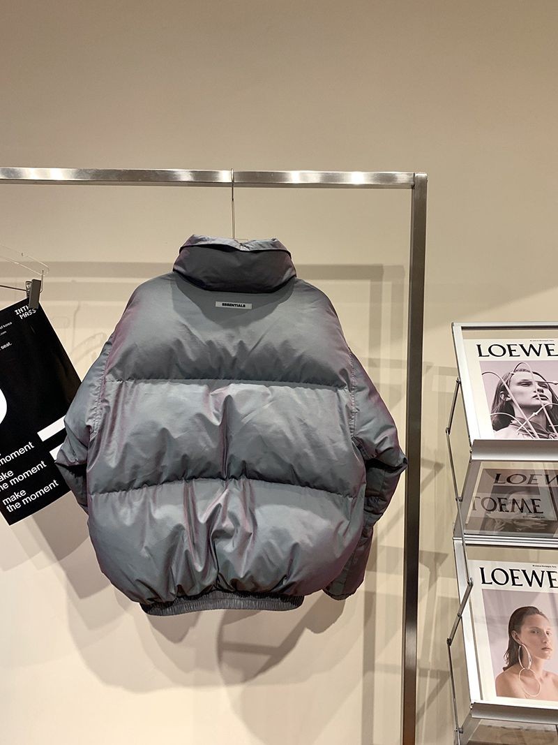 ★日本!!人気！フィアオブゴッド ESSENTIALS 偽物 レーザ ダウンジャケット fit77959N級品