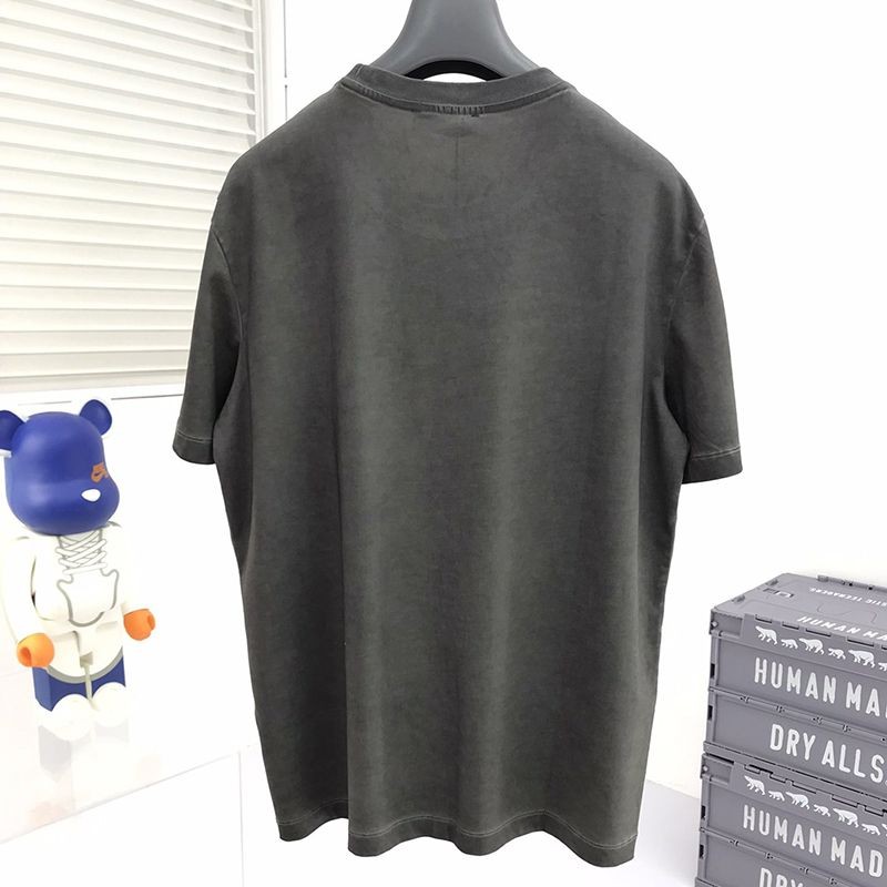稀少 フェンディモンスター ロゴ クルーネックコピー Tシャツ fea01225通販