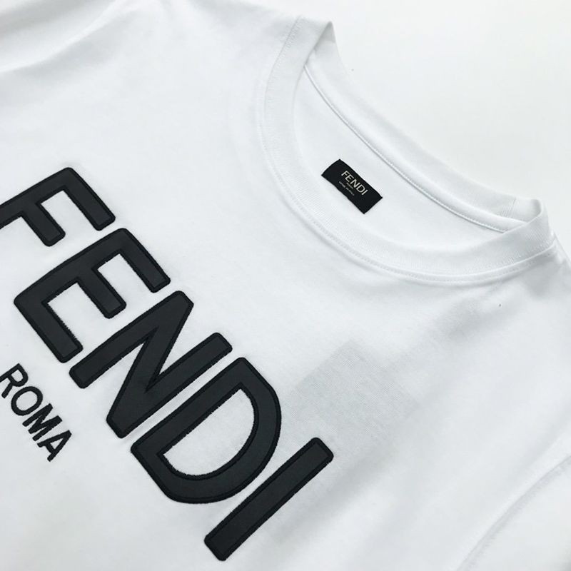 人気急上昇 フェンディ◆クルーネックロゴジャージー コピー Tシャツ feb44182激安送料無料