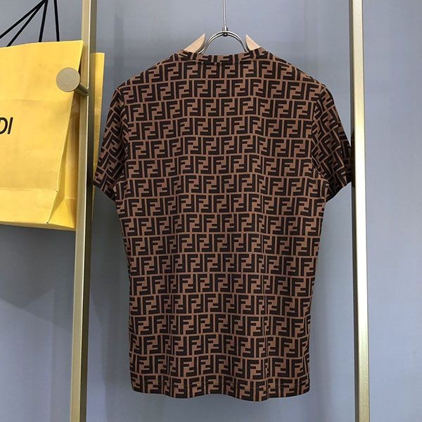 超話題!フェンダーチェ FF Tシャツ スーパーコピー feg31433通販