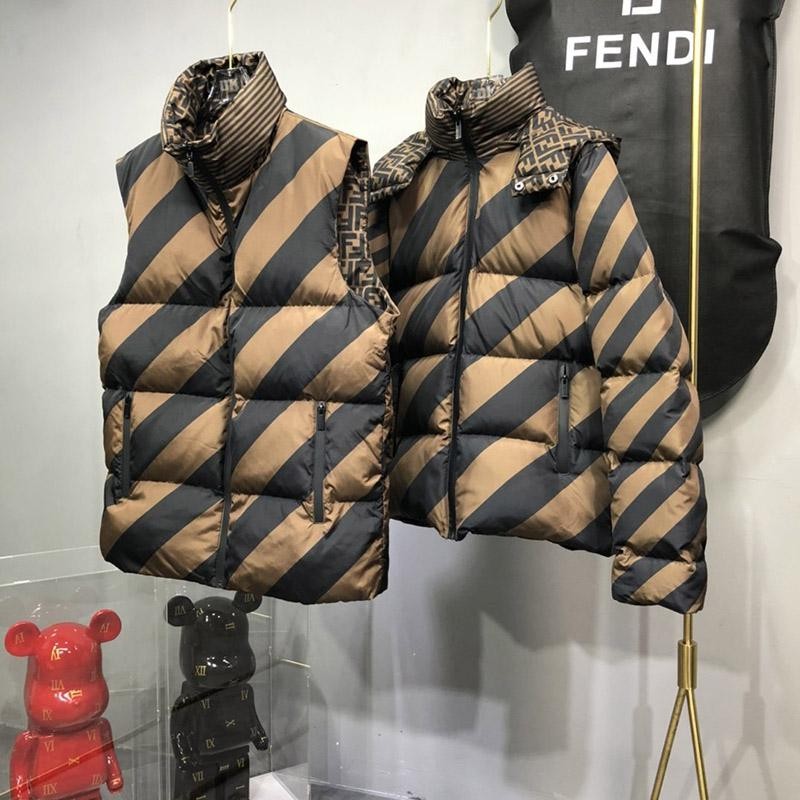 ☆超人気☆フェンディ ダウンベストスーパーコピー ☆両面着用可能☆ feh38445激安送料無料