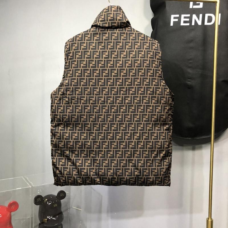 ☆超人気☆フェンディ ダウンベストスーパーコピー ☆両面着用可能☆ feh38445品質保証