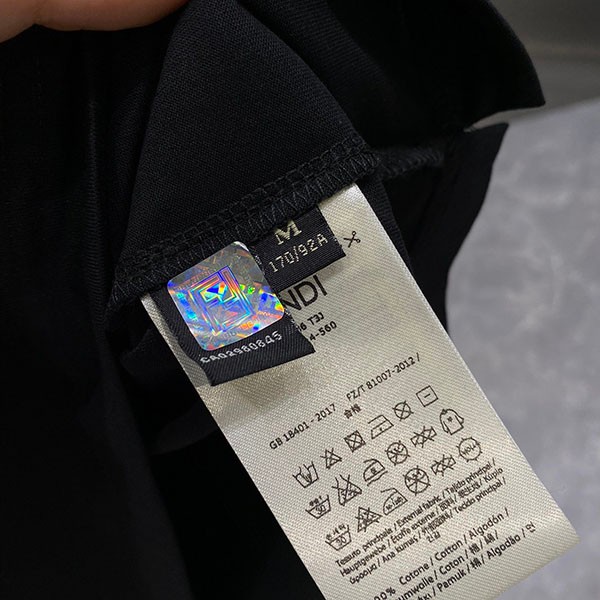 フェンディ 偽物 FFロゴ Tシャツ fel39001N級品