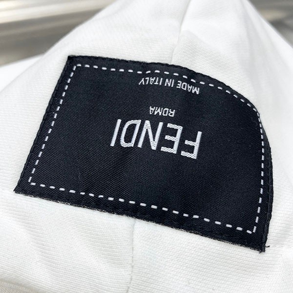 フェンディ コピー ROMA ロゴ 刺繍 パーカー feo09760100%安全に到着