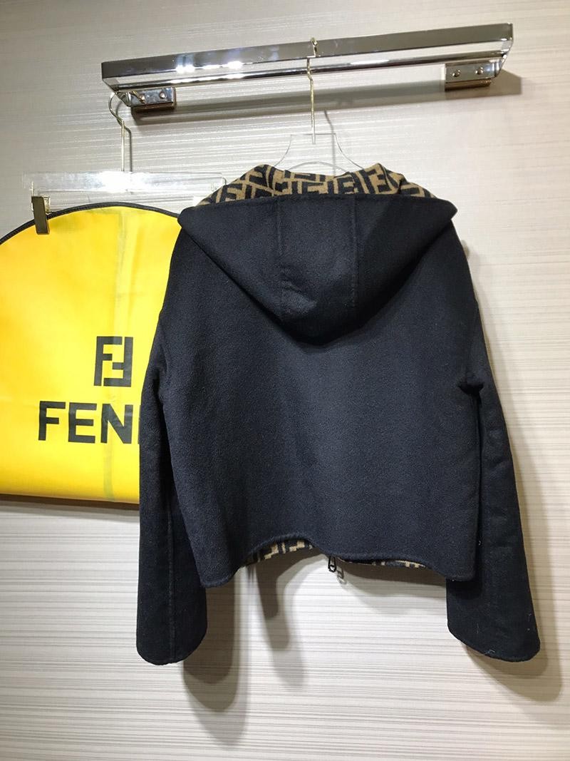 関税送料込 21AW【フェンディ】FF リバーシブル フーディー パーカーコピー feo16546人気