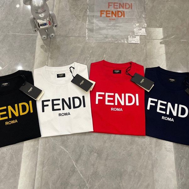 入手困難 フェンディ◆クルーネックロゴジャージーTシャツ fev16119N級品