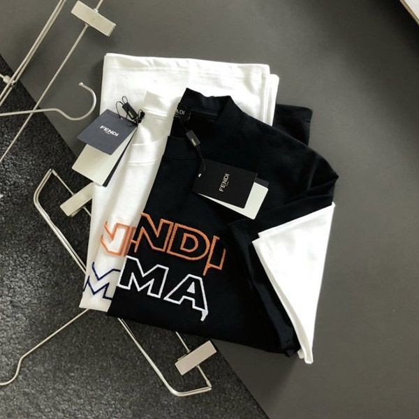世界中で大人気♪フェンディ スーパーコピー ロゴ刺繍入り コットン Tシャツ 2色 few37556高い品質
