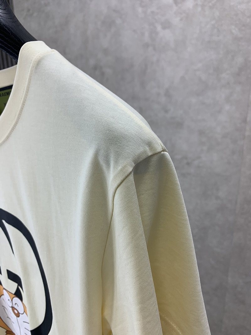 大人気!!新色 ドラえもんx グッチ 偽物 オーバーサイズ Tシャツ gua20251高い品質