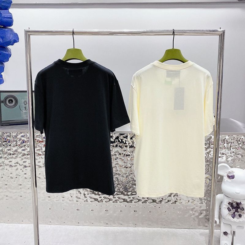 希少色☆グッチ ロゴ コットンTシャツ スーパーコピー バックフラワーアップリケ gua22340通販