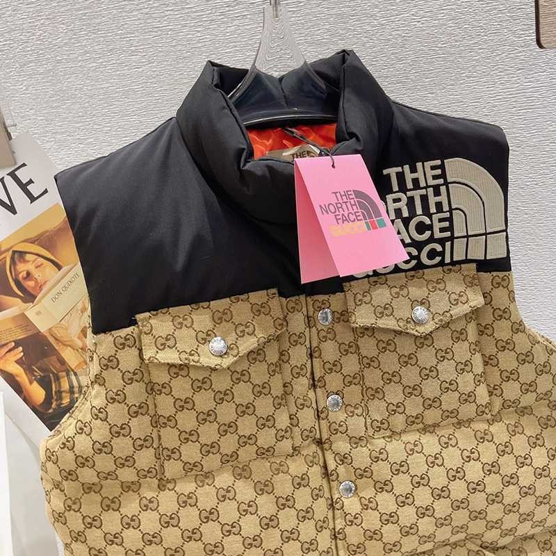 《大人気》グッチ ノースフェイス ダウンベスト コピー gue19628通販
