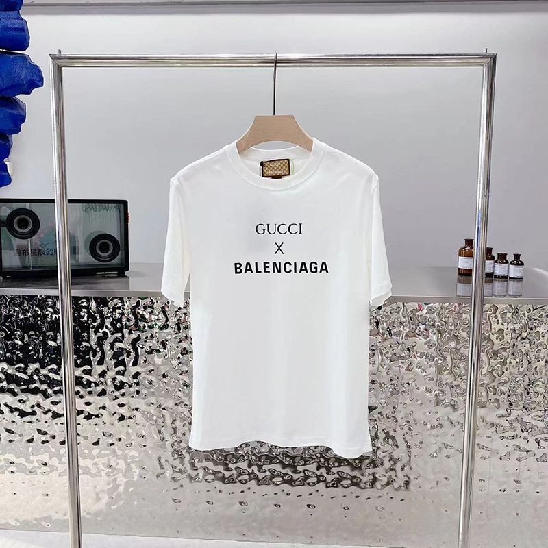 目を惹くカラー グッチ x バレンシアガ 偽物 コラボ 半袖Tシャツ gue70561通販