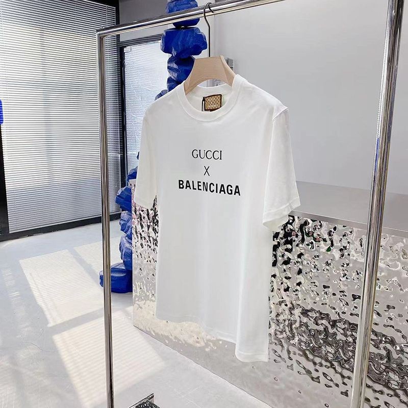 目を惹くカラー グッチ x バレンシアガ 偽物 コラボ 半袖Tシャツ gue70561高い品質