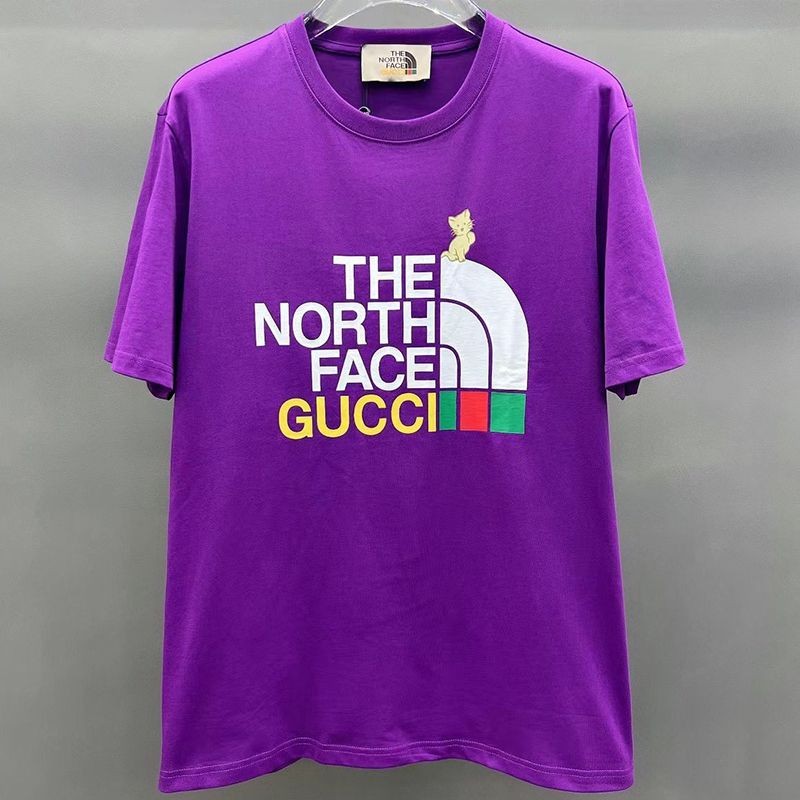 《大人気》グッチ x ノースフェイス コラボ 半袖Tシャツ スーパーコピー guh57850通販