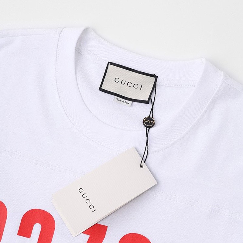 超希少！グッチ100周年 Tシャツ 偽物 トップス GG ロゴ guh90924代引きを販売