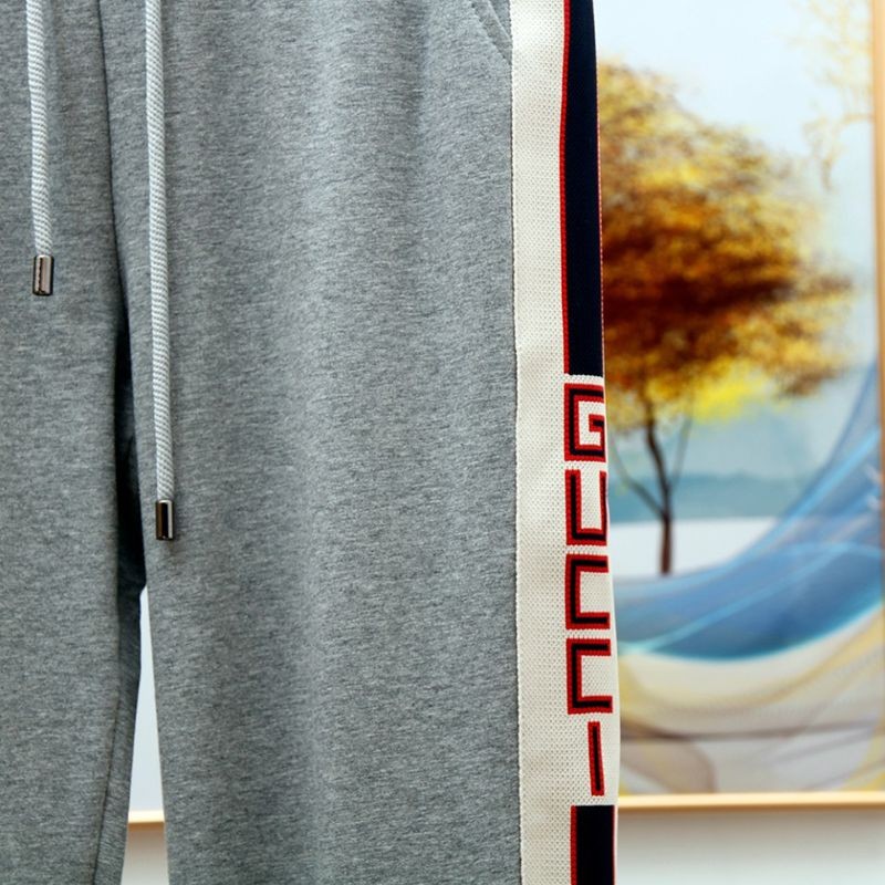 定番 グッチ ジャージ 偽物【上下 セット】GGジャガードコット guk89678代引きを販売