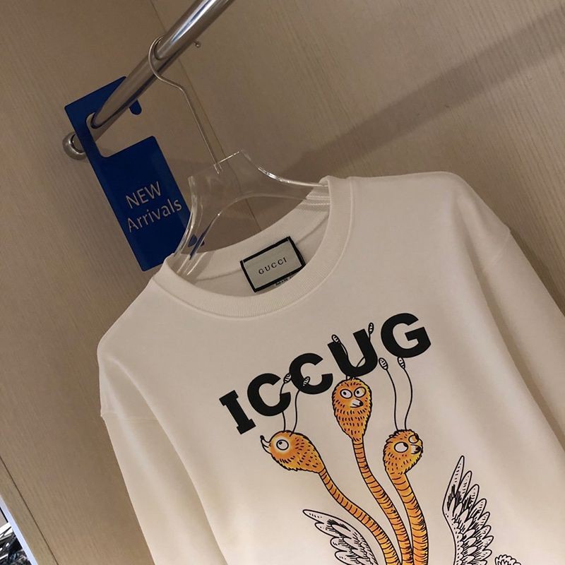 春もの新作 【グッチ】Freya Hartas ICCUG 偽物プリント フーディー guq49627最高級