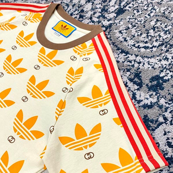 世界中で大人気♪ディダス×グッチ コットン ジャージ Tシャツ コピー gus90660N級品