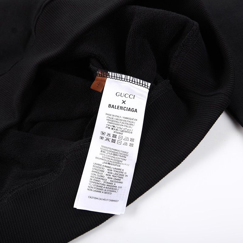 【日本未発売】グッチ×バレンシアガ 偽物 ブラック コットンスウェットシャツ guu33391代引きを販売
