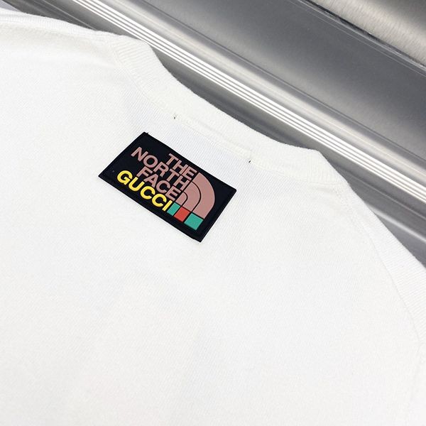 目を惹くカラー◆グッチ ノースフェイス◆ロゴプリント コットン 長袖 Tシャツ コピー guv07225人気